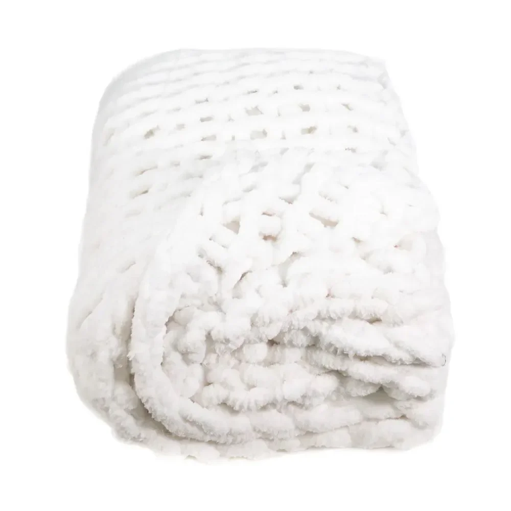 AVIVA STANOFF Marshmallow Chunky Knit Throw 50X70” in Cream Color